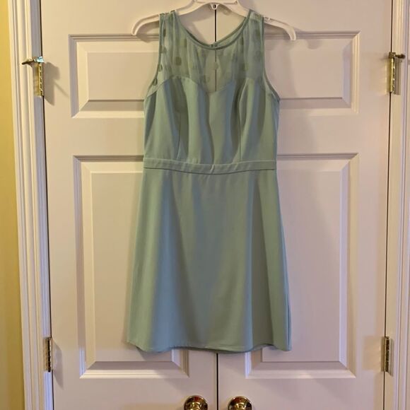 LC Lauren Conrad size 8 sleeveless dress with sheer shoulders in mint green - Picture 1 of 9